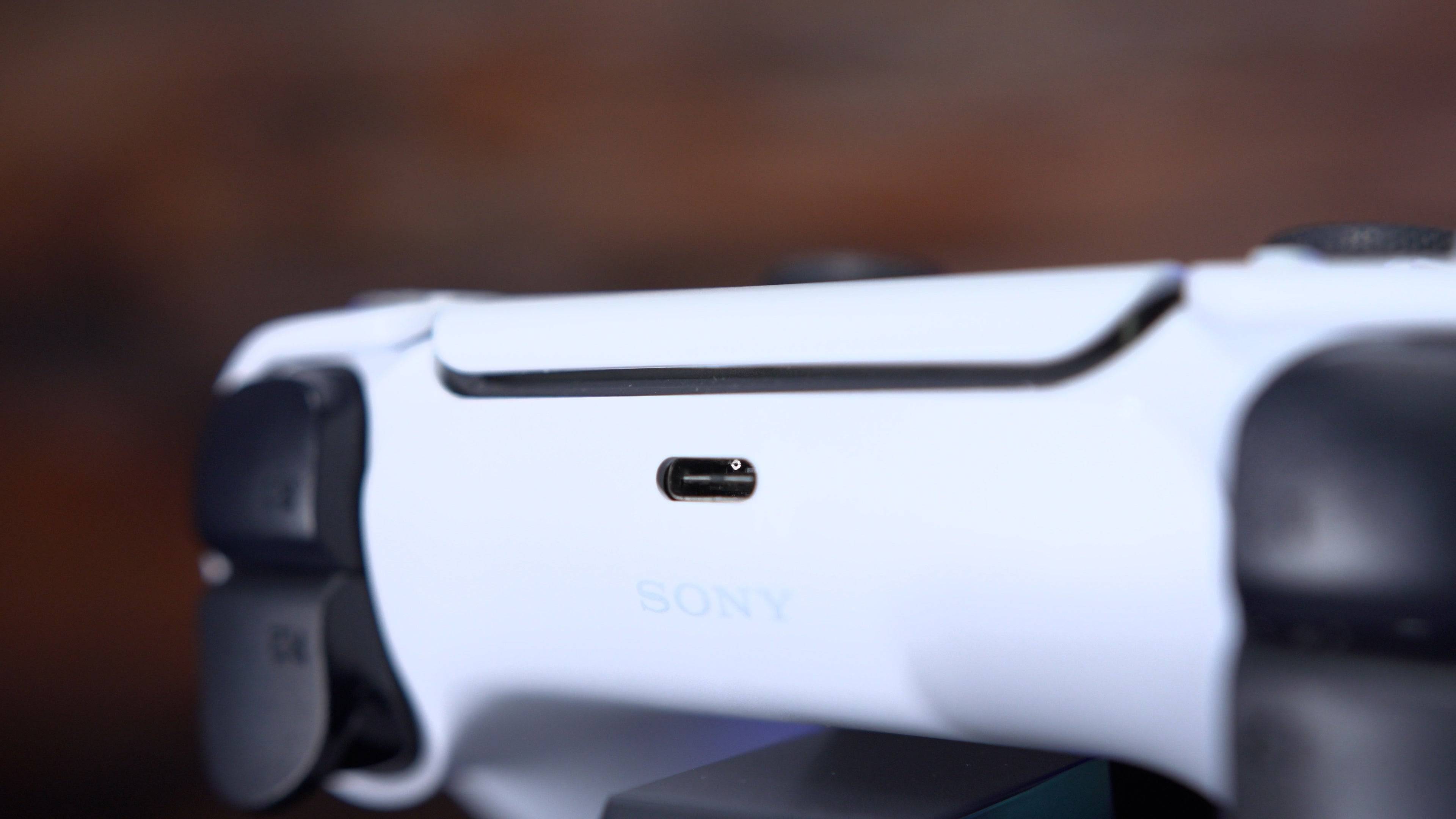Sony DualSense Image 5