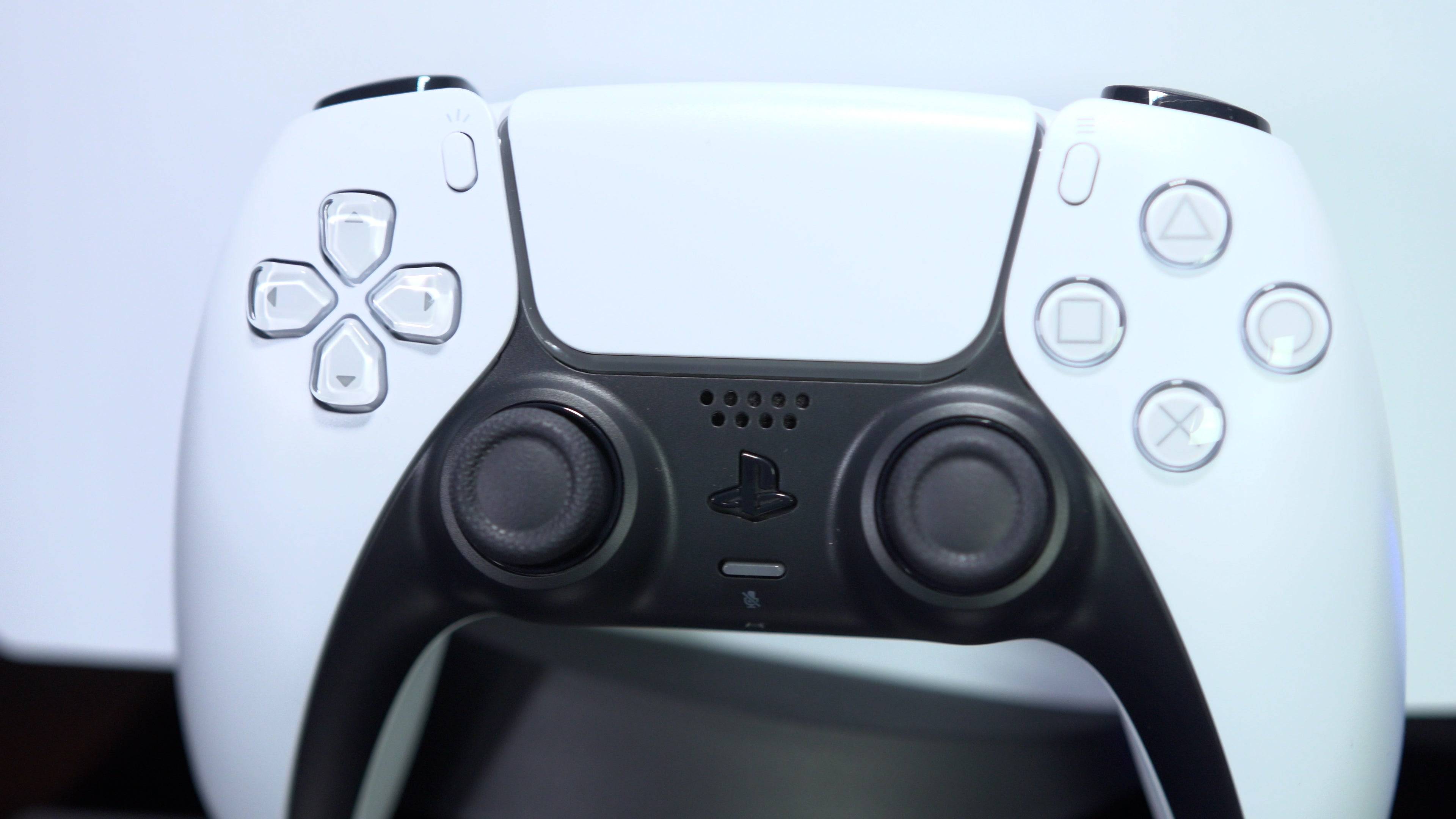 Sony DualSense Image 3