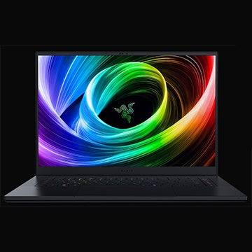 Razer Blade 16 Gaming Laptop with RTX 5000 Series GPU