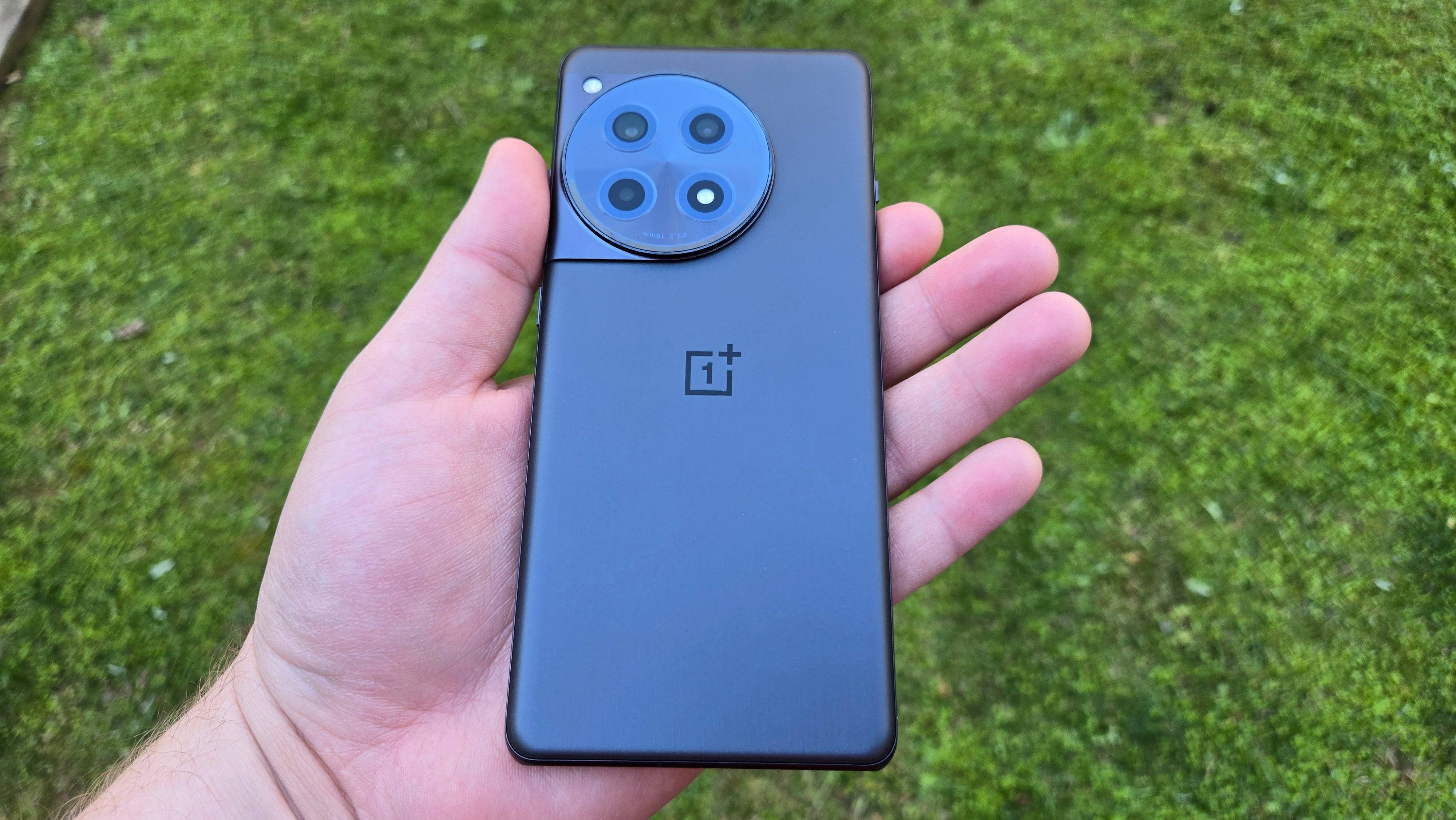 OnePlus 12r 사진 1