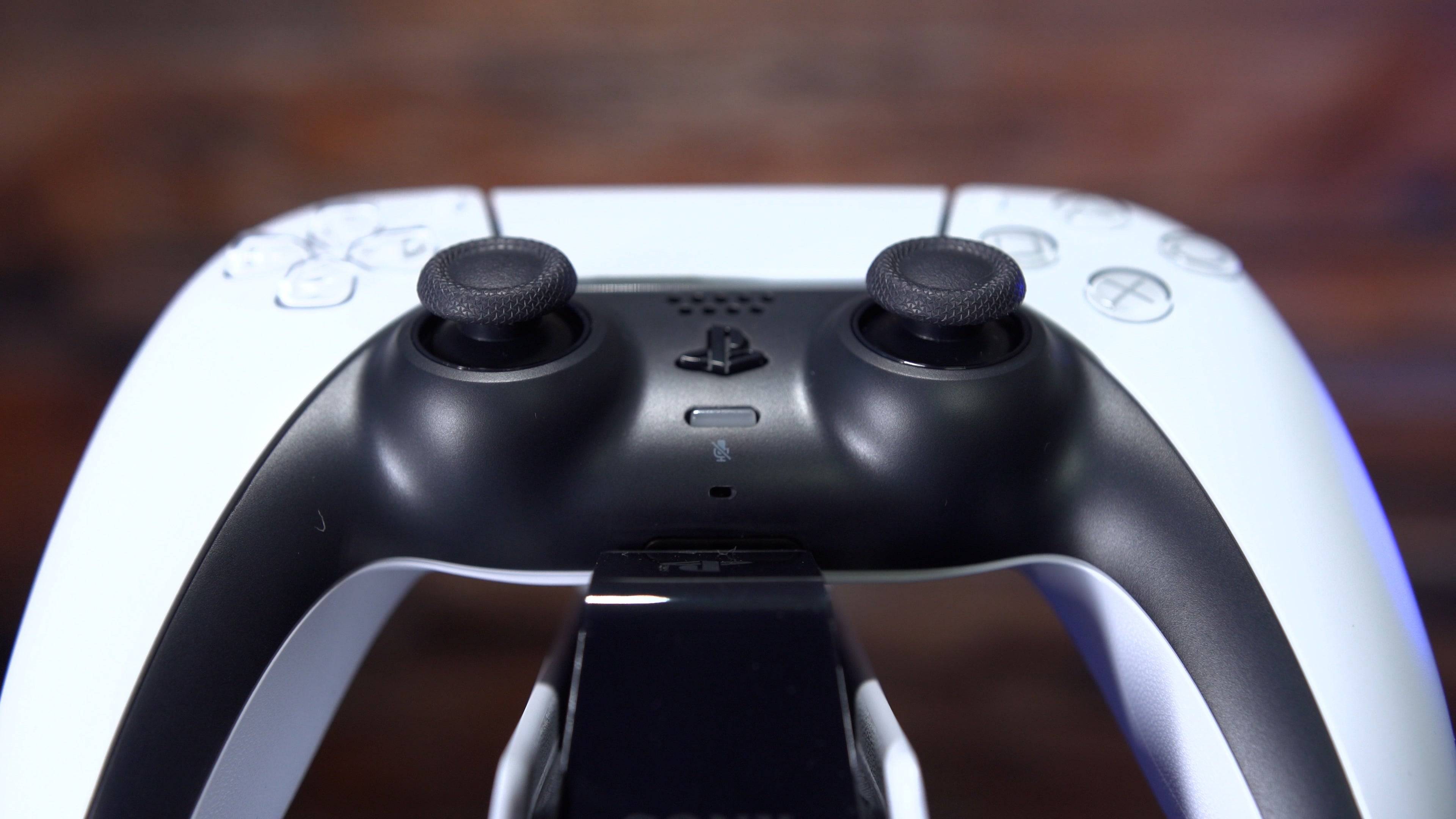 Sony DualSense Image 2